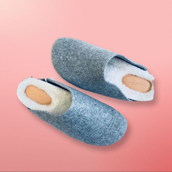 NWT Universal Thread Bev Flats Gray    - Picture 9 of 10